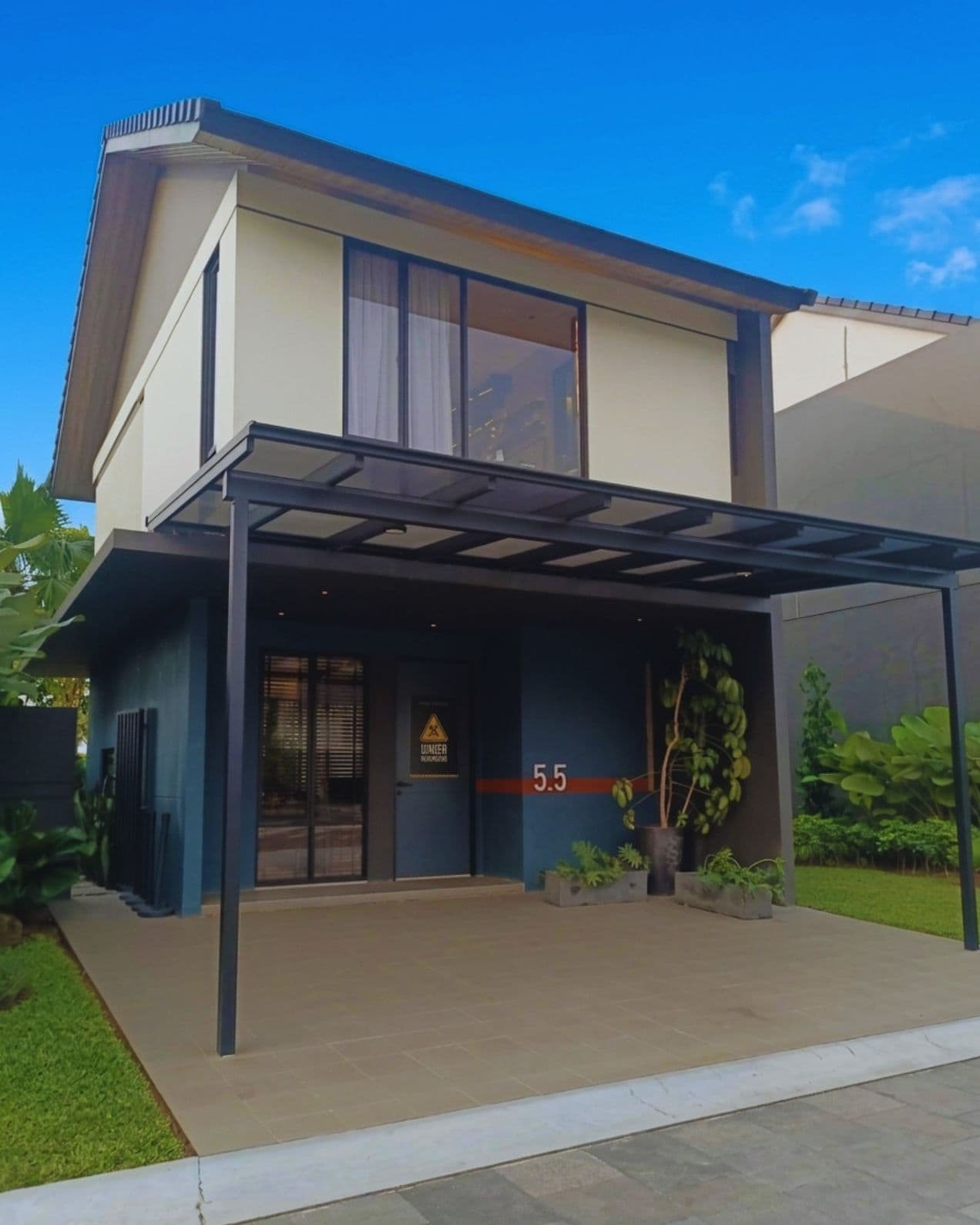 Cendana Grand Suites 5.5 Standard